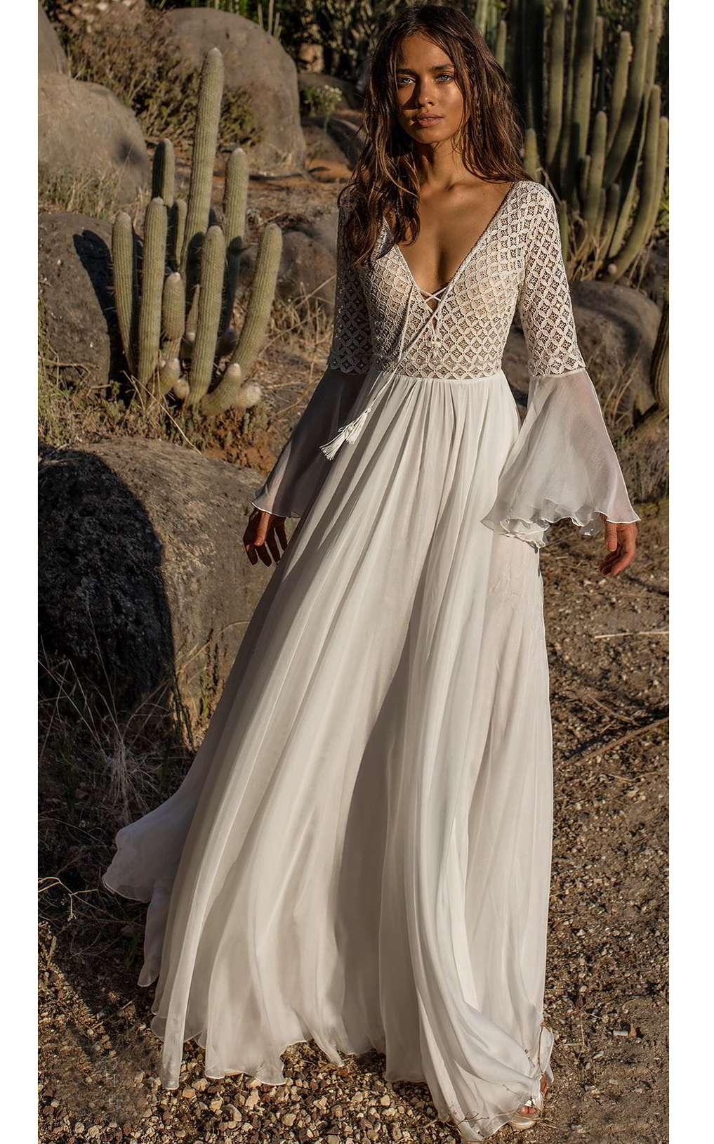 F4742 V-neck Flared Backless Maxi Dress